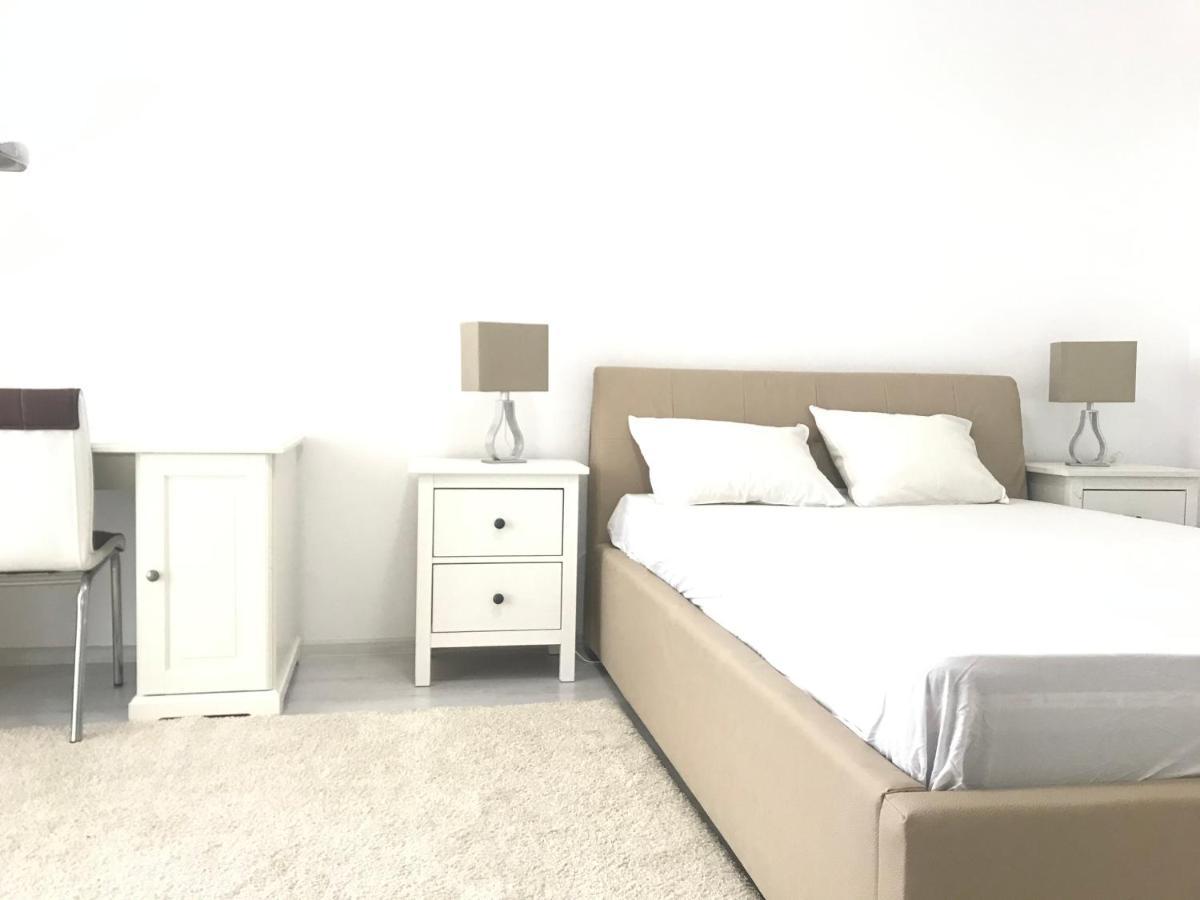 Parlament Fancy Apartments Bucureşti Ngoại thất bức ảnh