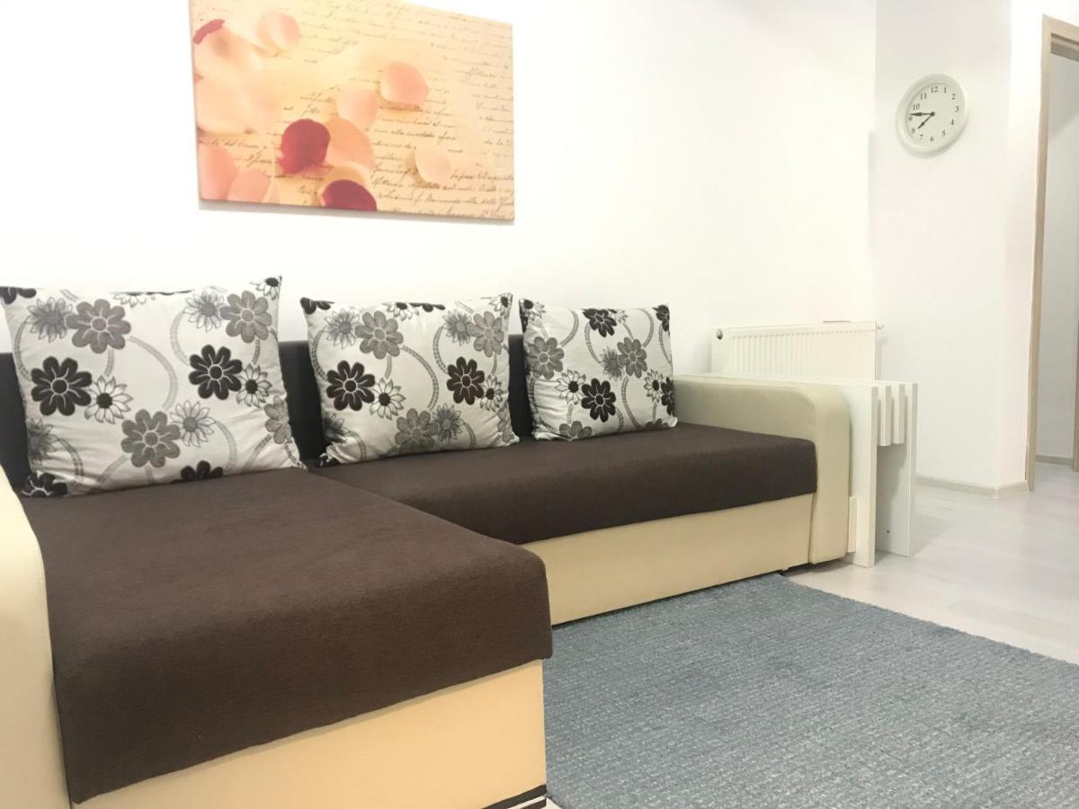 Parlament Fancy Apartments Bucureşti Ngoại thất bức ảnh